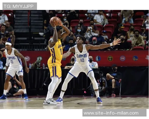 奎因全能发挥13号秀14投7中砍下21分7篮板5助攻1抢断助球队获胜 奎因全能发挥13号秀14投7中砍下21分7篮板5助攻1抢断助球队获胜